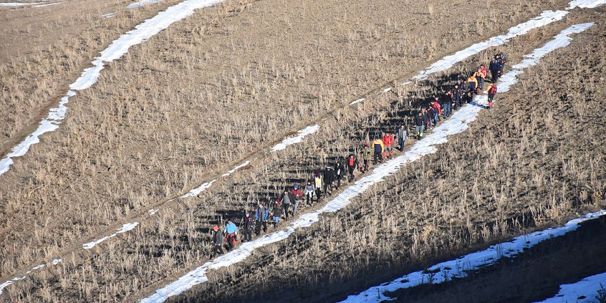 Kars'taki tarihi sığınakların turizme kazandırılması hedefleniyor