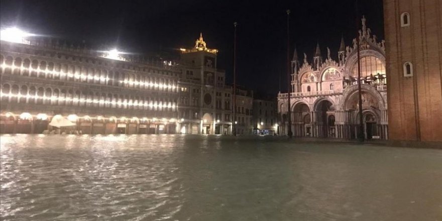 İtalya hükümeti Venedik’te acil durum ilan etti