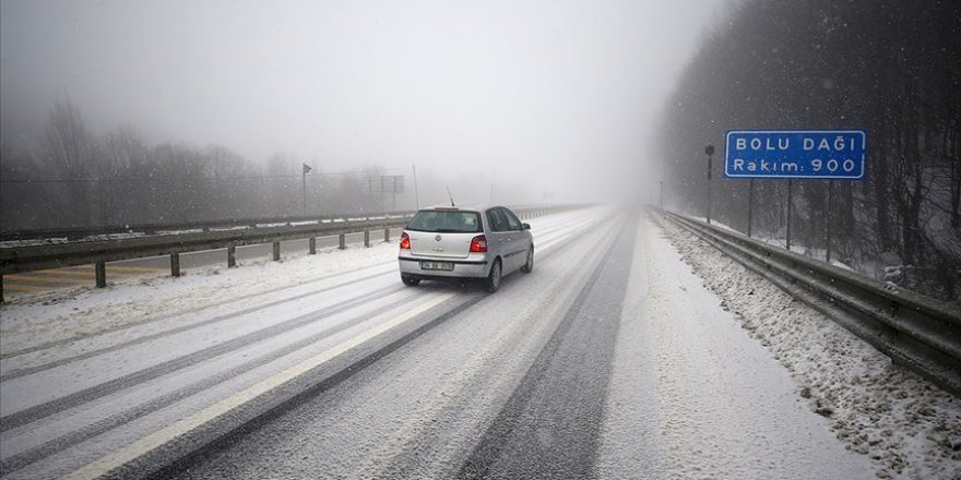 Yollarda karla mücadeleye sıkı takip