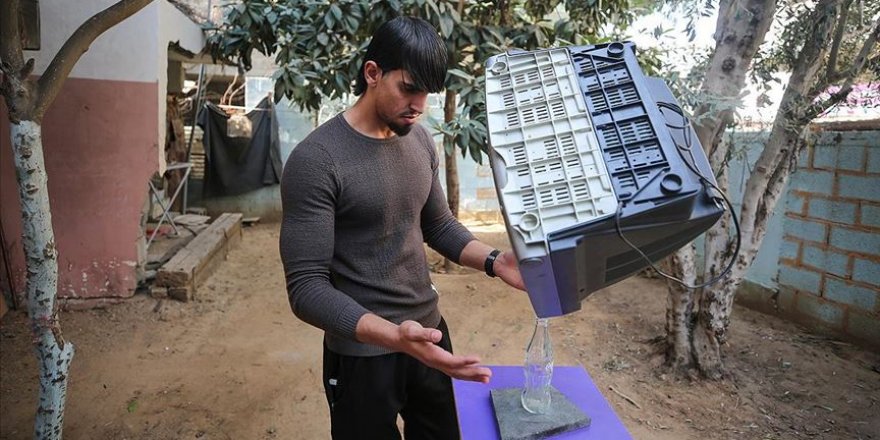 Filistinli genç denge sanatıyla yer çekimine meydan okuyor