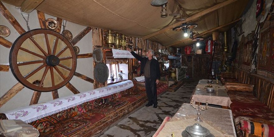 Biriktirdiği antikalarla samanlığını 'kültür evi'ne dönüştürdü