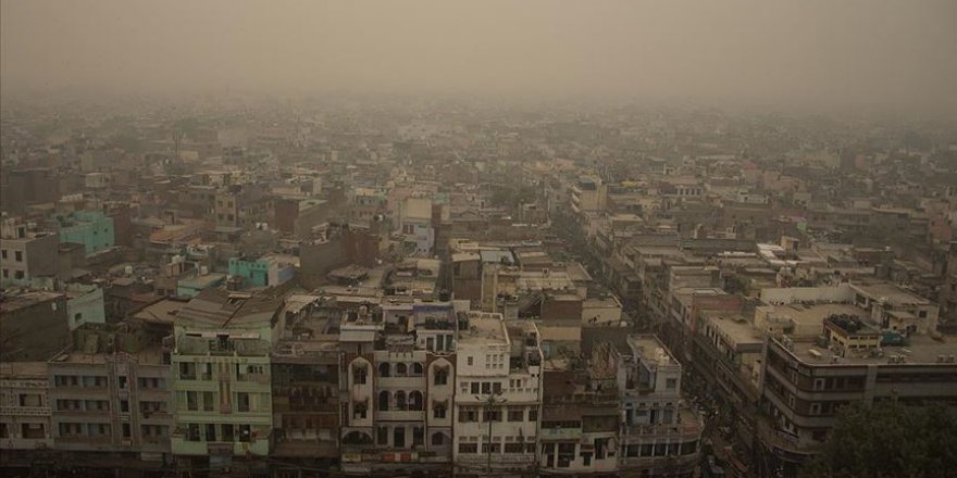 Yeni Delhi'de hava kirliliği yeniden tehlikeli düzeyde