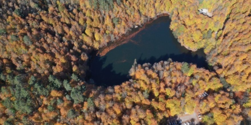 Yedigöller'de sonbaharın getirdiği görsel şölen havadan görüntülendi