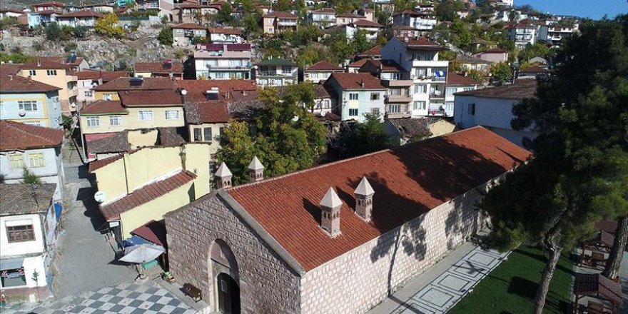 Bilecik'teki Taşhan ihtişamını 6 asırdır koruyor