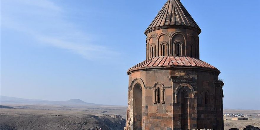 'Medeniyetler Beşiği Ani' her mevsim başka güzel