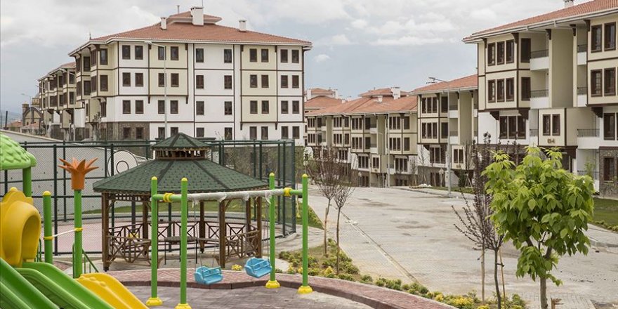 TOKİ 19 ilde 186 iş yeri ile 56 konutu satışa çıkardı