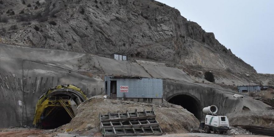 Kop Tüneli'nde çalışmalar hızlandı