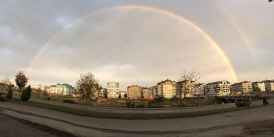Çift gökkuşağı görenleri şaşırttı