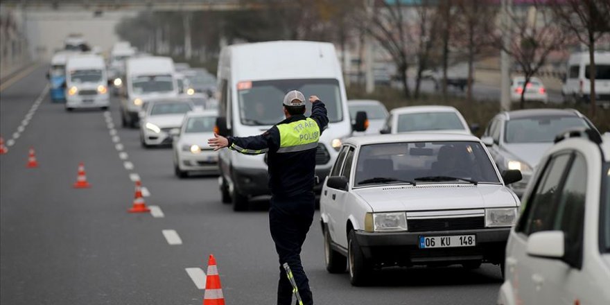 Emniyetten kış yolculukları için 'hayati' uyarılar