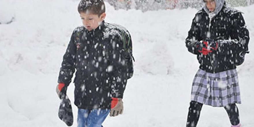 Konya'da kar nedeniyle yüz yüze eğitime 1 gün ara verildi