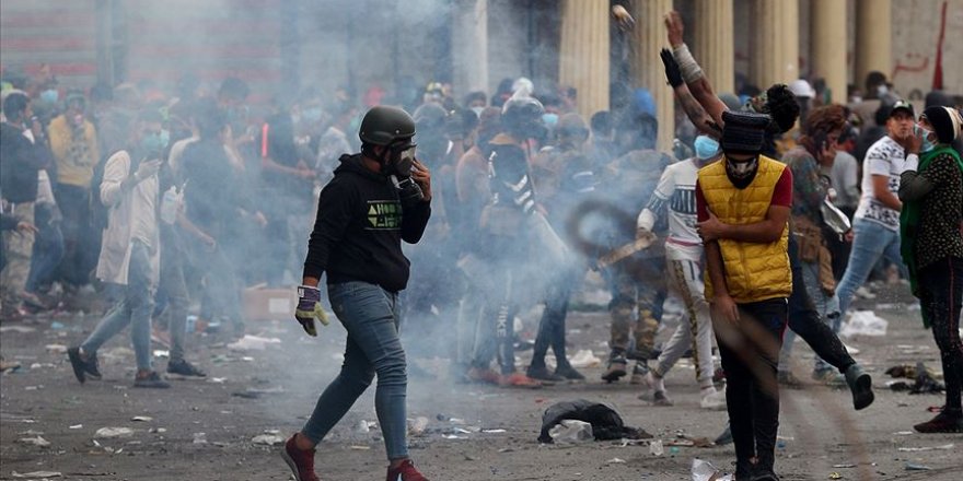 Necef’teki gösterilerde İran Başkonsolosluğu yeniden ateşe verildi