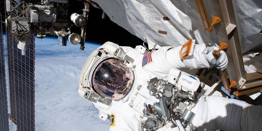 Uluslararası Uzay İstasyonu'ndaki astronotlar uzay yürüyüşüne çıktı