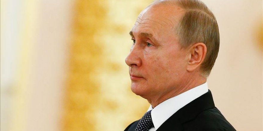 Putin teknolojik cihazlarda 'yerli yazılım şartı' yasasını imzaladı