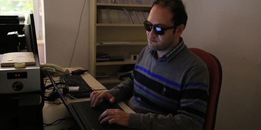 'Engelli dostu' Sarper yazılımlarıyla umut oldu