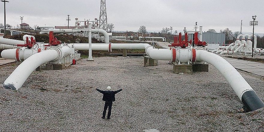 Rusya ve Ukrayna petrol anlaşmasını 10 yıl uzattı