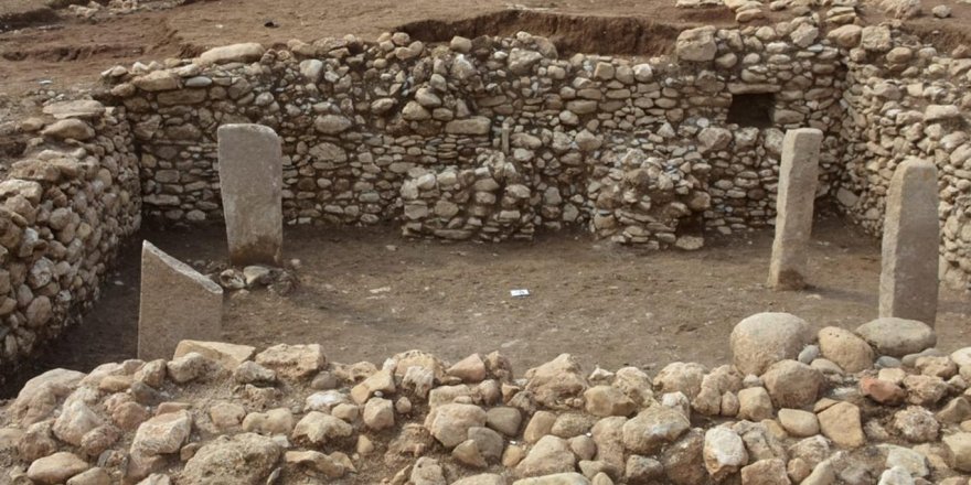 "Boncuklu Tarla, Göbeklitepe’den bin yıl daha eski olabilecek bulgular içeriyor"