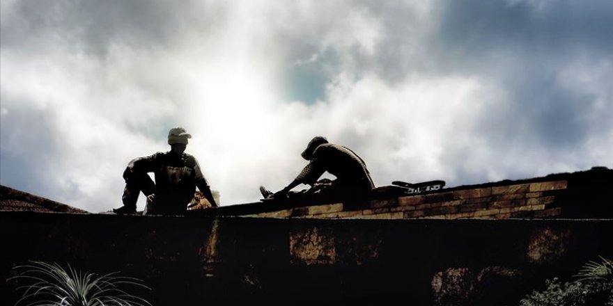 Cami yıkan Hindu Müslüman oldu 90 cami inşa etti