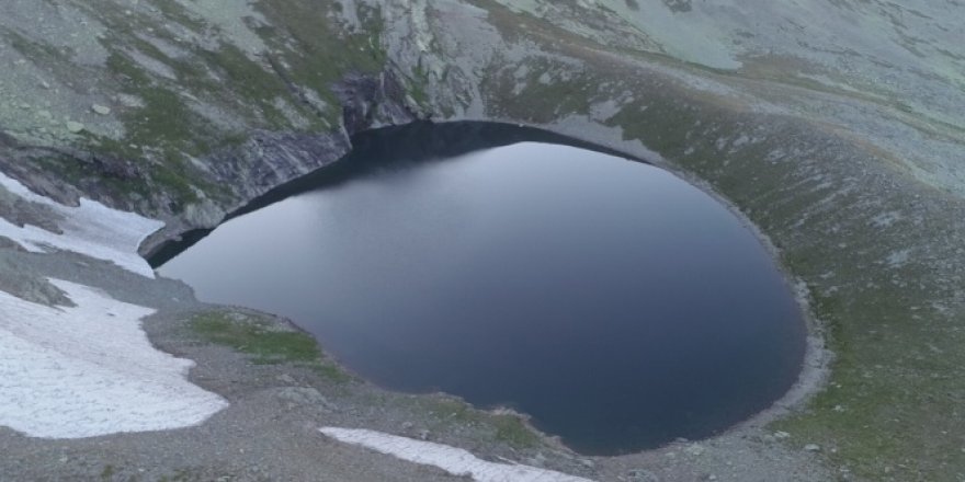 Giresun'un buzul gölleri kendisine hayran bırakıyor
