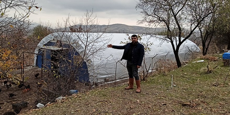 İşsiz kaldı, kendi imkanları ile tavuk çiftliği kurdu