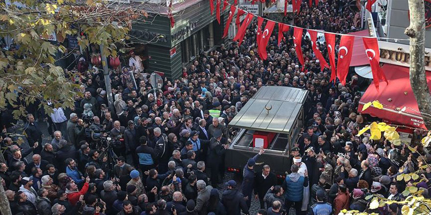 Şehitlerimizi ebedi aleme dualarla uğurluyoruz