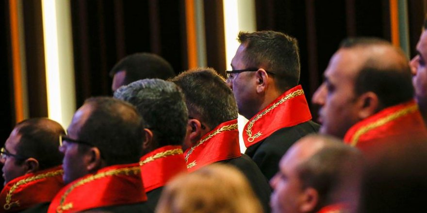 Hakim ve savcı adaylarına 70 puan şartı getirildi