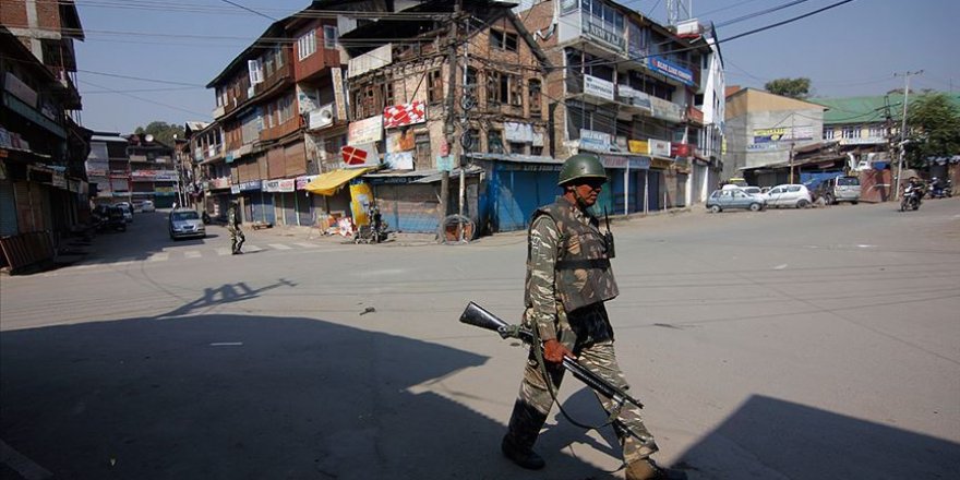 Keşmirliler yasaklara rağmen 'Diriliş Ertuğrul' izliyor