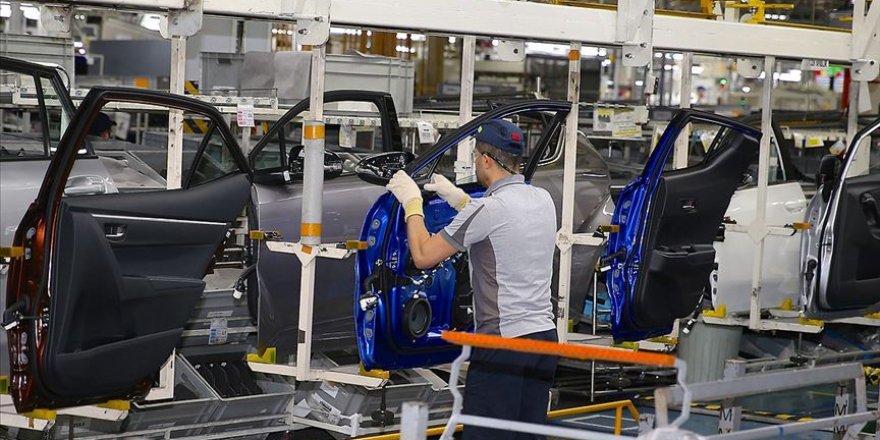 Türkiye 113 bin yabancıya iş kapısı oldu