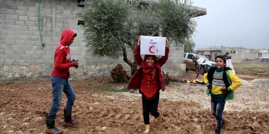 Türk Kızılaydan ihtiyaç sahibi Suriyeliler için ısıtıcı ve kömür yardımı çağrısı