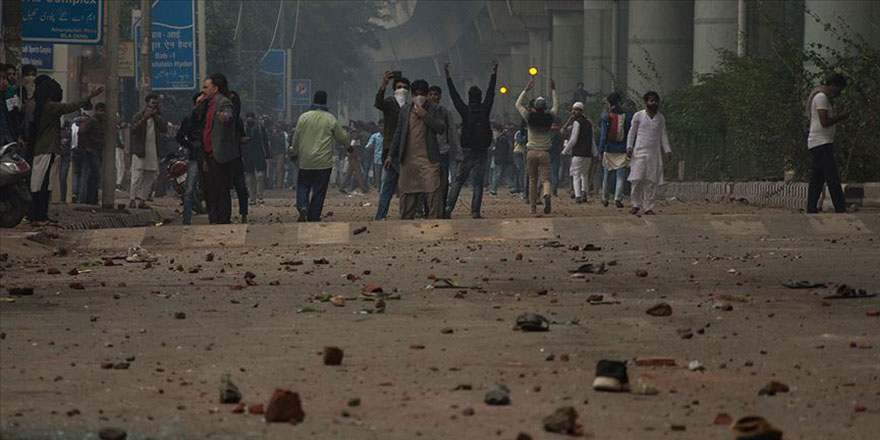 Hindistan üniversitelerinde Müslüman protestosu