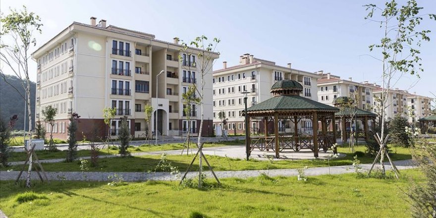 Sosyal konutlar için ilk gün 17 bin 506 vatandaş başvurdu