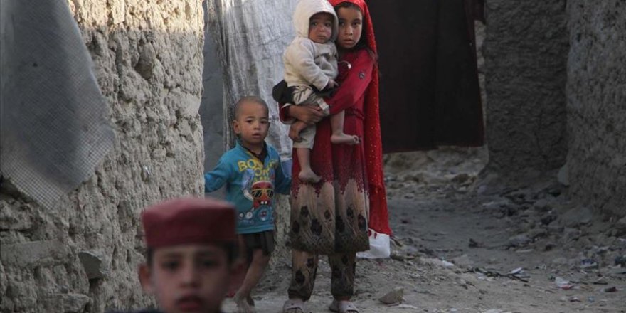 Afganistan'da günde 9 çocuk öldü veya sakat kaldı