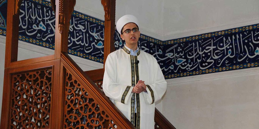 Hutbe yarışmasının birincisi Bitlis Said-i Nursi Anadolu İmam Hatip Lisesi öğrencisi