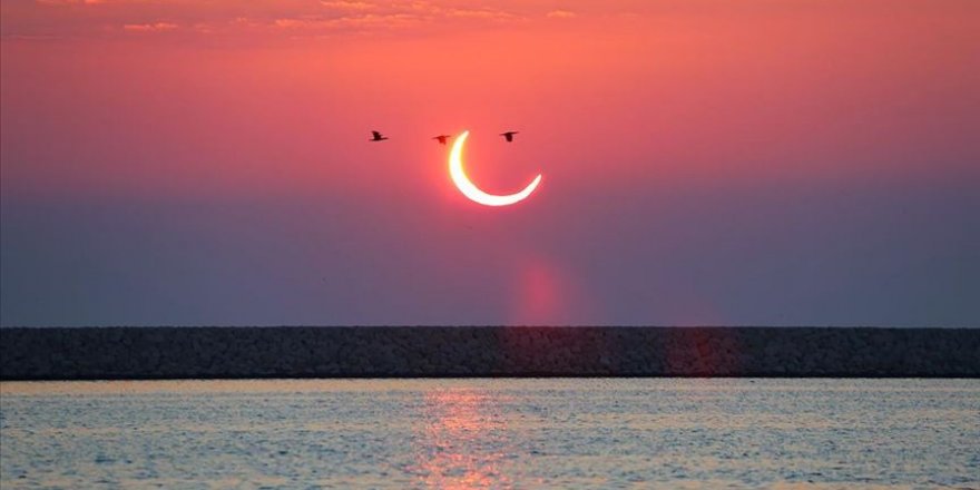 Son Güneş tutulması gerçekleşti, milyonlar küsuf namazı kıldı