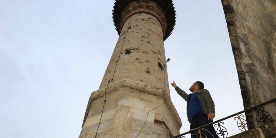 Tarihi camilerde Fransız barbarlığının izleri halen duruyor