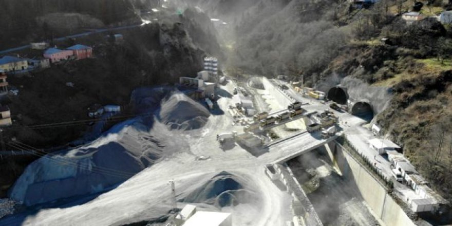 Zigana Tüneli'nde kazı çalışmalarının yüzde 65'i tamamlandı