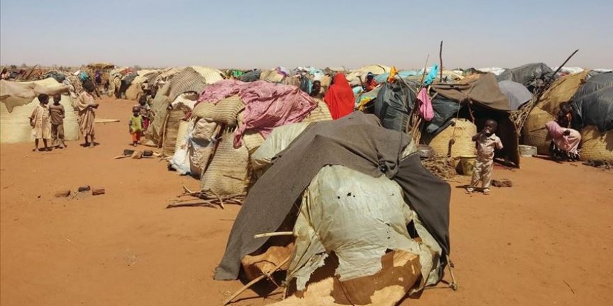 Sudan’ın Darfur bölgesindeki çatışmalar nedeniyle 5 bin kişi Çad’a sığındı