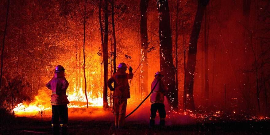 Aylardır söndürülemeyen Avustralya'daki yangın için dua çağrısı