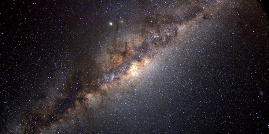 Samanyolu Galaksisi'nde dalga şeklinde devasa bir yapı keşfedildi