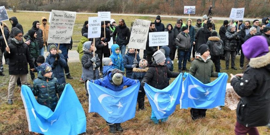 İsveç'te Çin'e Uygur protestosu