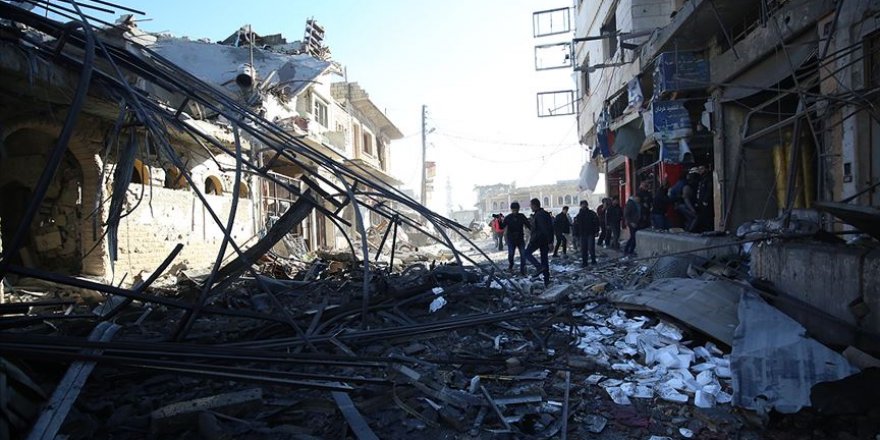 İdlibli aileler bombaların parçaladığı 'minik bedenleri' arıyor