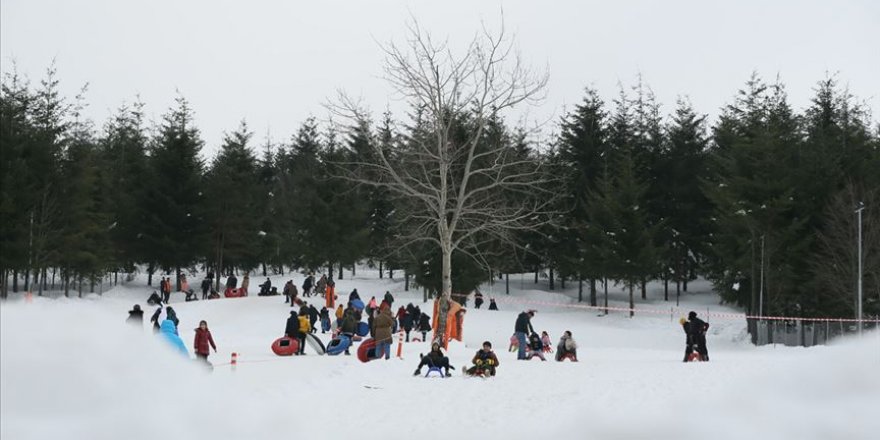 Kartepe'de kar kalınlığı 132 santimetre ölçüldü