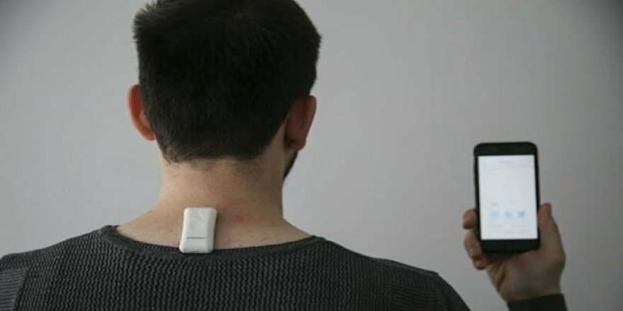 Türk yazılımcı dik durma alışkanlığı kazandıran cihaz üretti