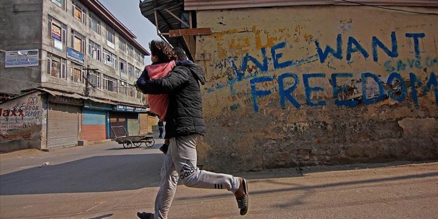 Cammu Keşmirde belirlenemeyen hastalık sebebiyle 10 çocuk öldü