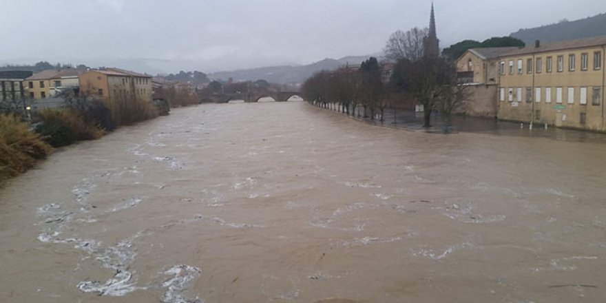 Gloria fırtınası Fransa'yı vurdu