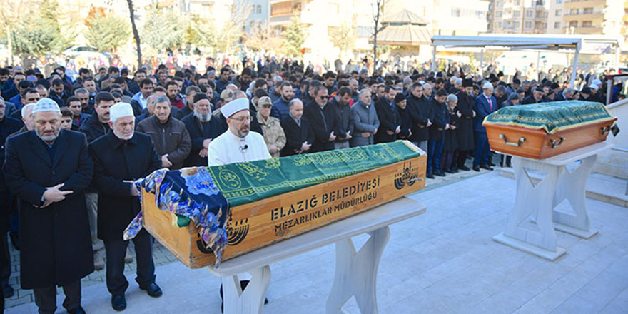 Depremde vefat edenler dualarla ahirete uğurlandı