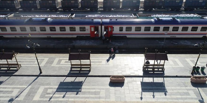 Vagonlar depremzedelerin kullanımına sunuldu