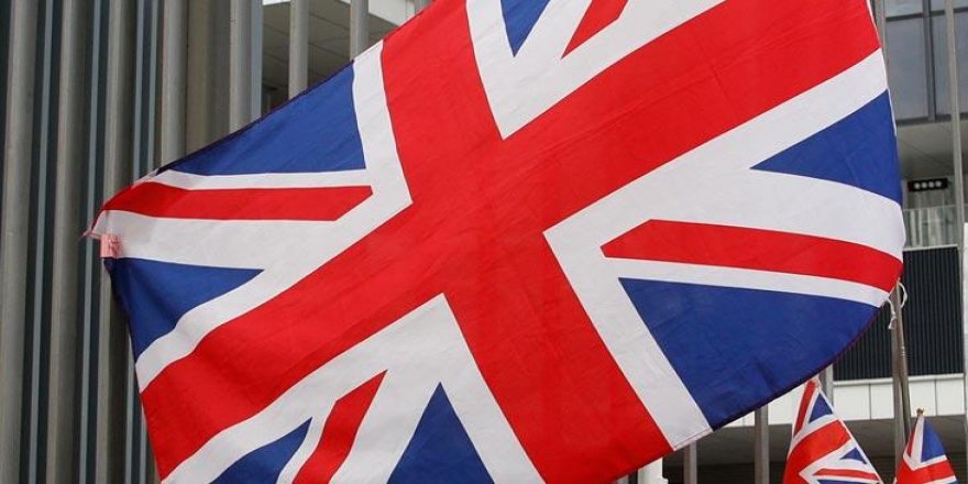 İngiltere'den koronavirüs hamlesi! 'Evden çıkmayın'