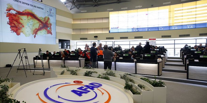 Depremzedeler için başlatılan yardım kampanyasında 50 milyon 576 bin lira toplandı