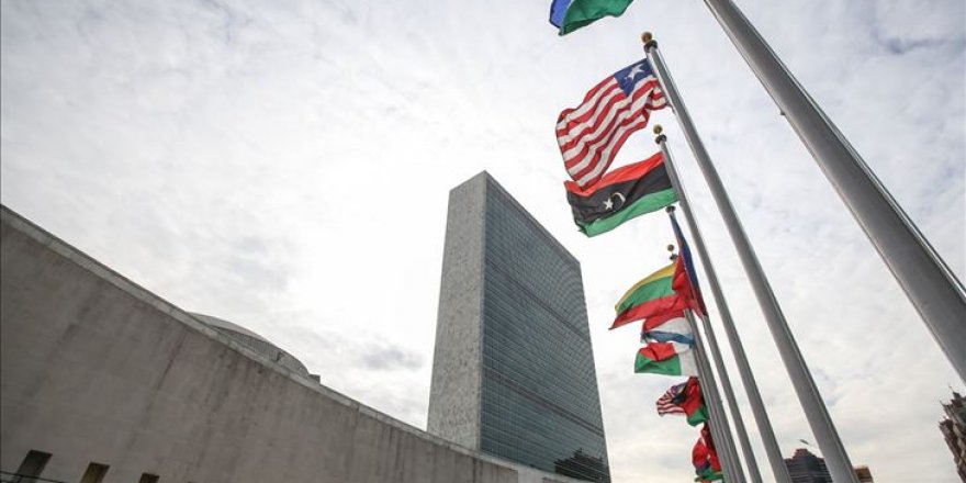 Yüzlerce hava saldırısı düzenlenen İdlib'de durum alarm verici