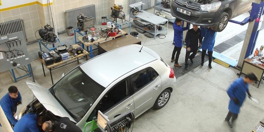 'Fabrika gibi okul'un bu yıl ciro hedefi 3 milyon lira